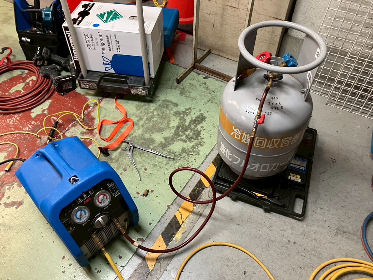 兵庫県某商業施設様冷凍冷蔵設備改修工事