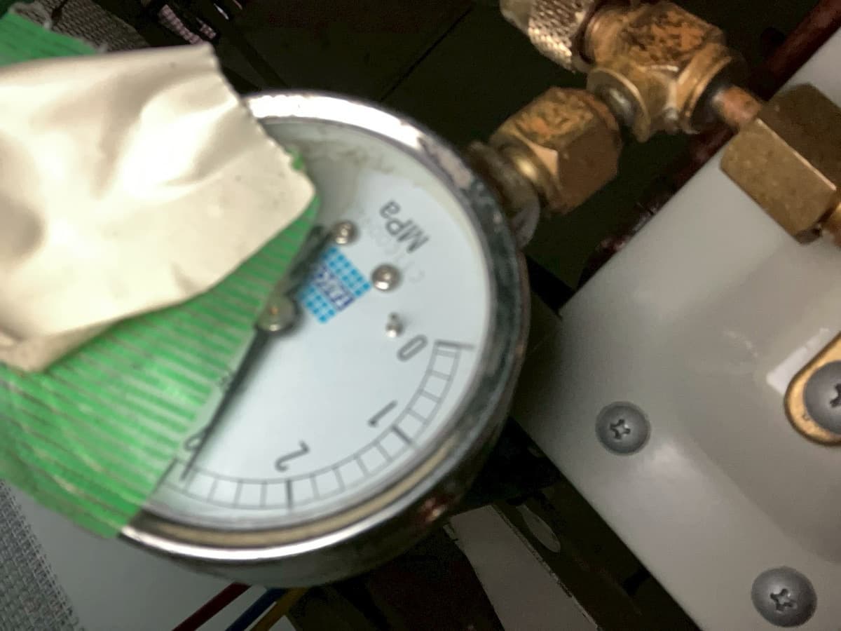 兵庫県某商業施設様冷凍冷蔵設備改修工事