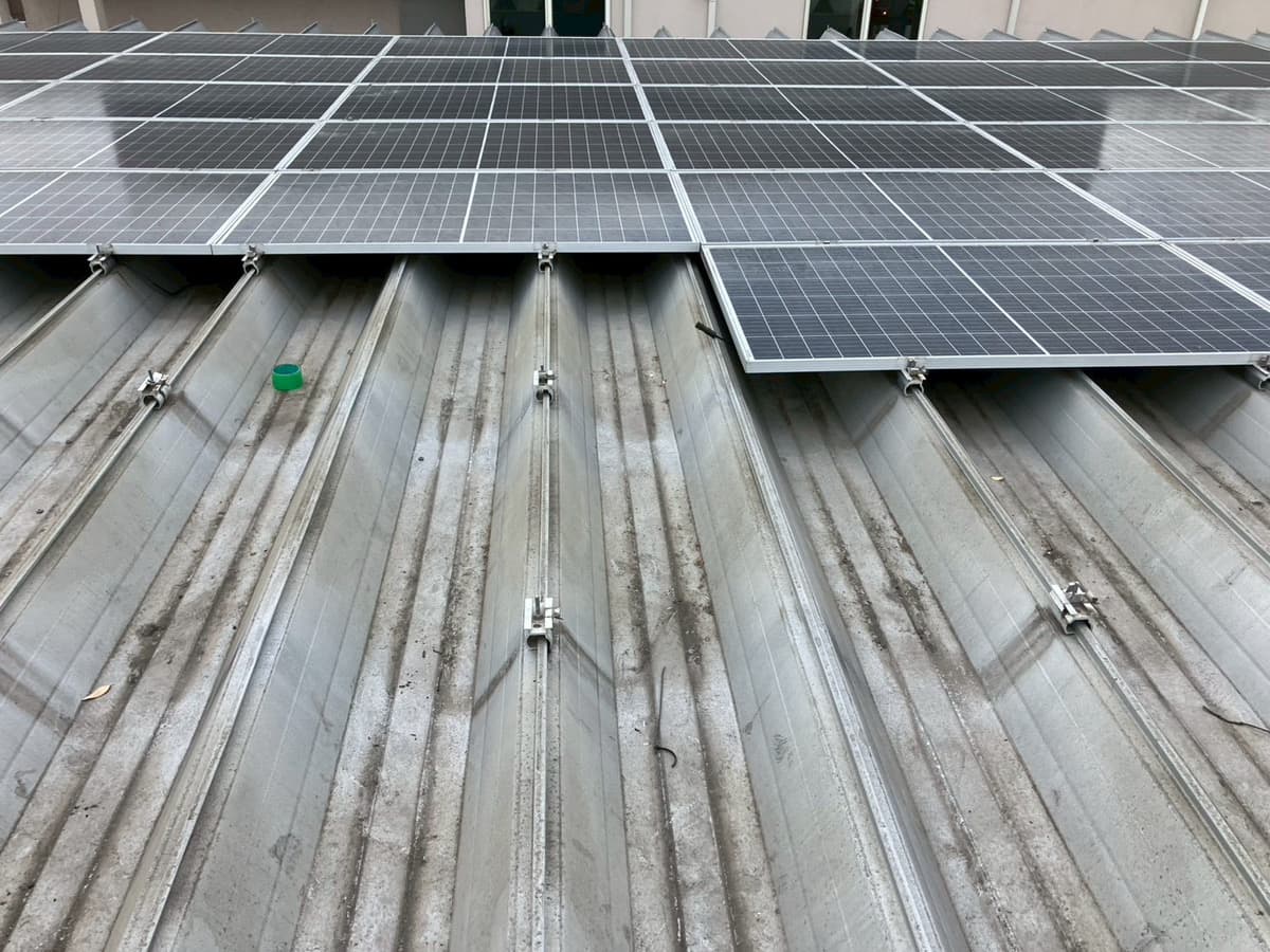 太陽光発電設備取外撤去工事