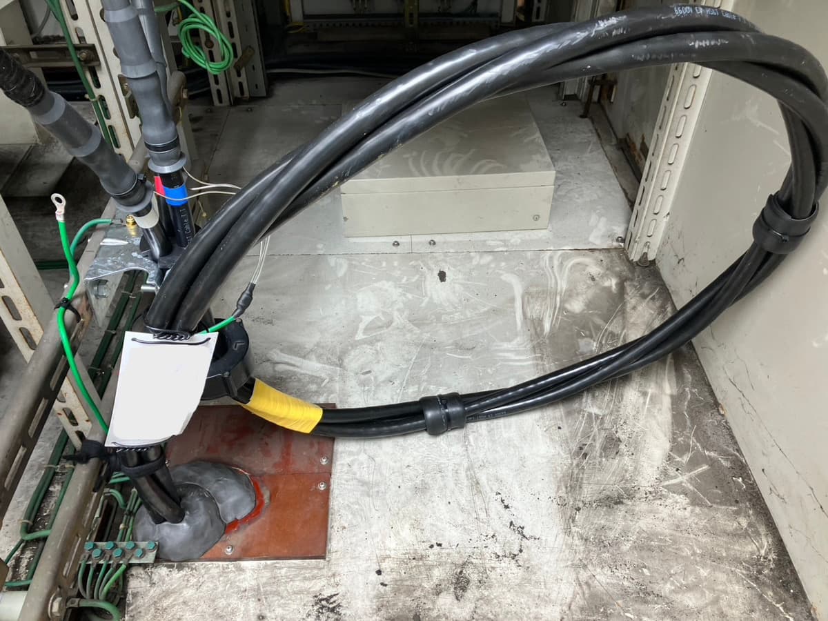高圧電気ケーブル更新工事